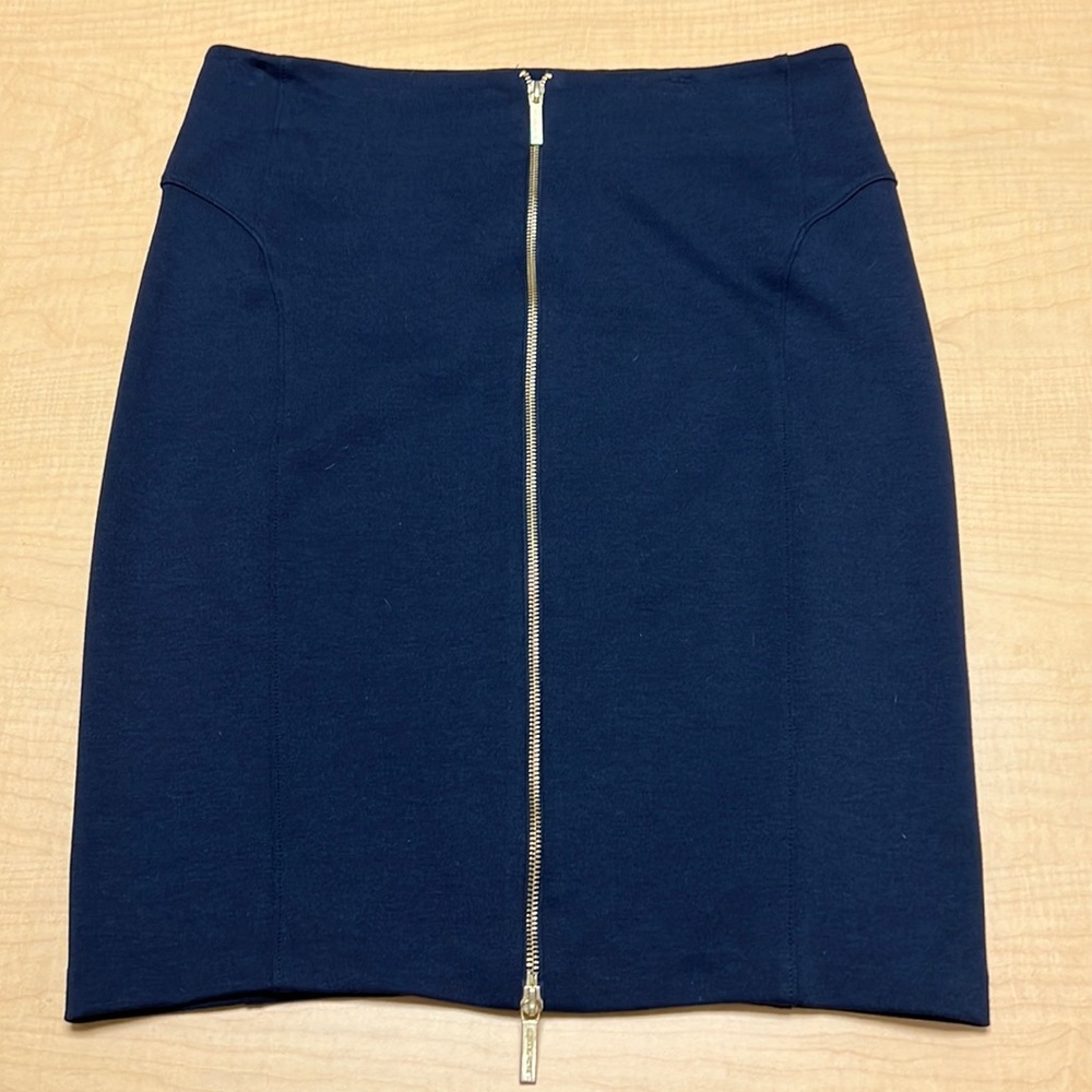 MICHAEL Michael Kors front zip pencil skirt, size‎ 10